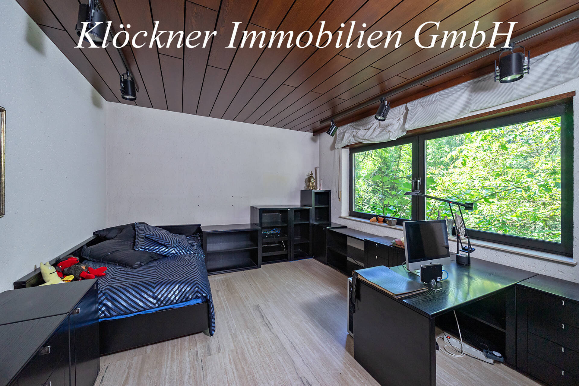 Einfamilienhaus in 66123 Saarbrücken mit 400 m² kaufen