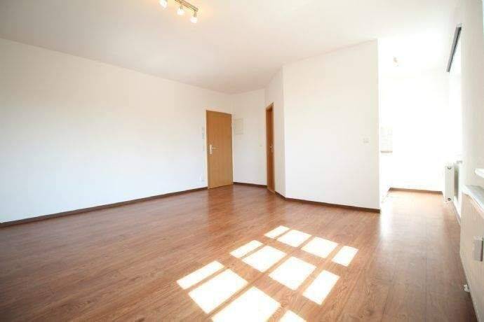 schönes Apartment mit Küche, uninah – Chemnitz – Vorschaubild 4
