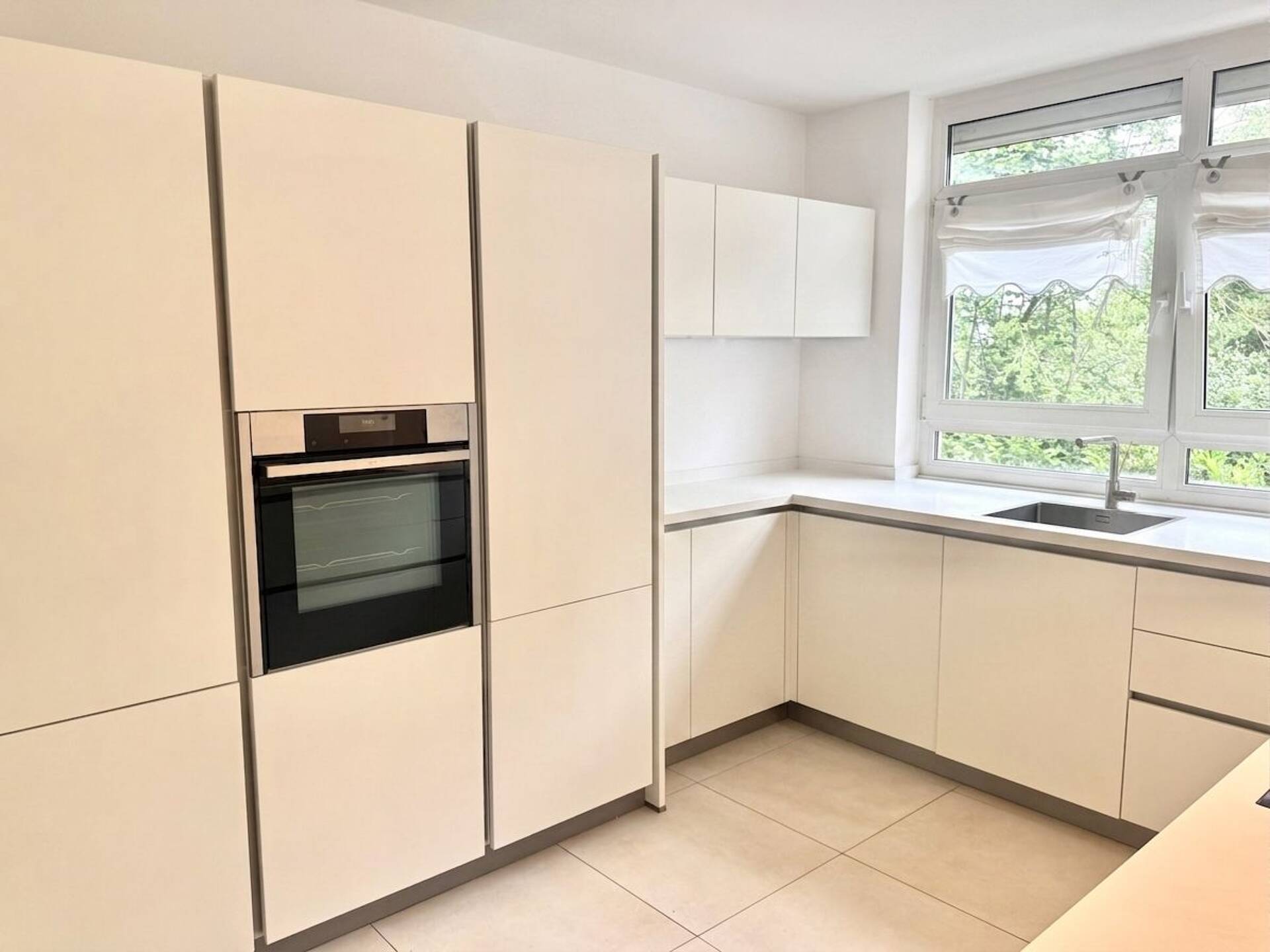 Erdgeschosswohnung in 50968 Köln / Marienburg mit 141 m² kaufen