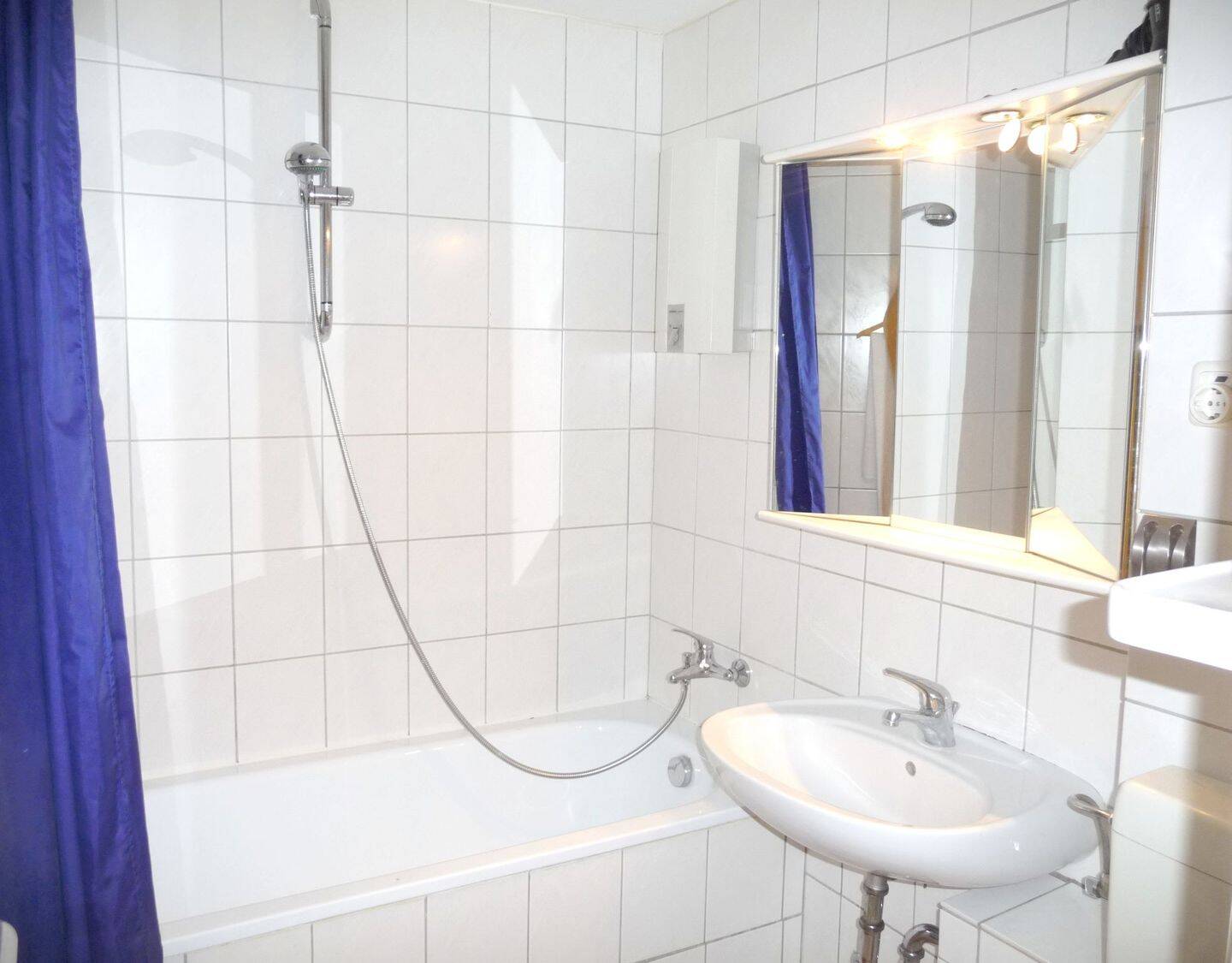 sonnige Wohnung mit tollem Blick über Berlin – Berlin – Vorschaubild 8