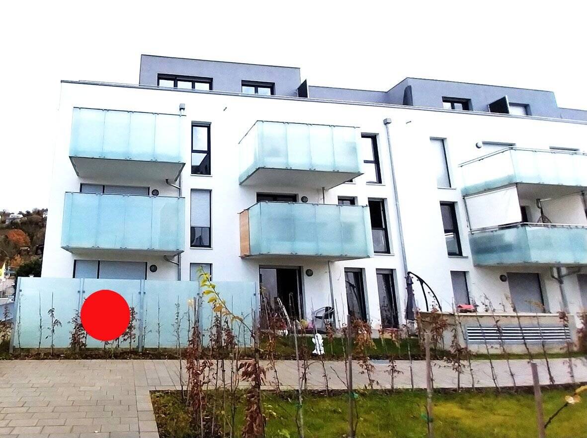 Nagelneue 3 Zimmerwohnung