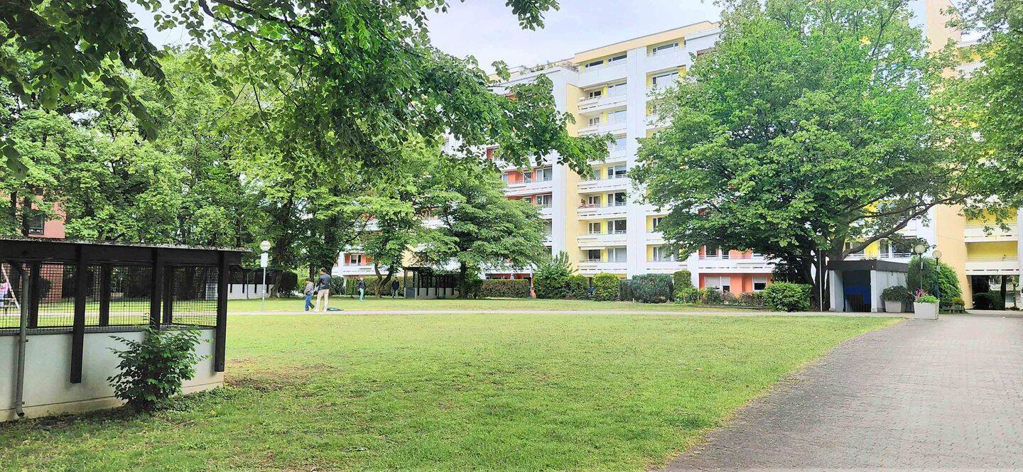 Von privat helle, sehr gepflegte 3,5 Zimmerwohnung in München/Moosach , TG optional – München – Vorschaubild 9