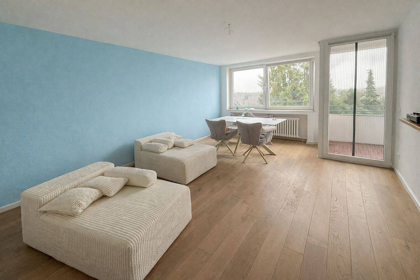 Schicke Zwei-Zimmer-Wohnung – Düsseldorf – Vorschaubild 2