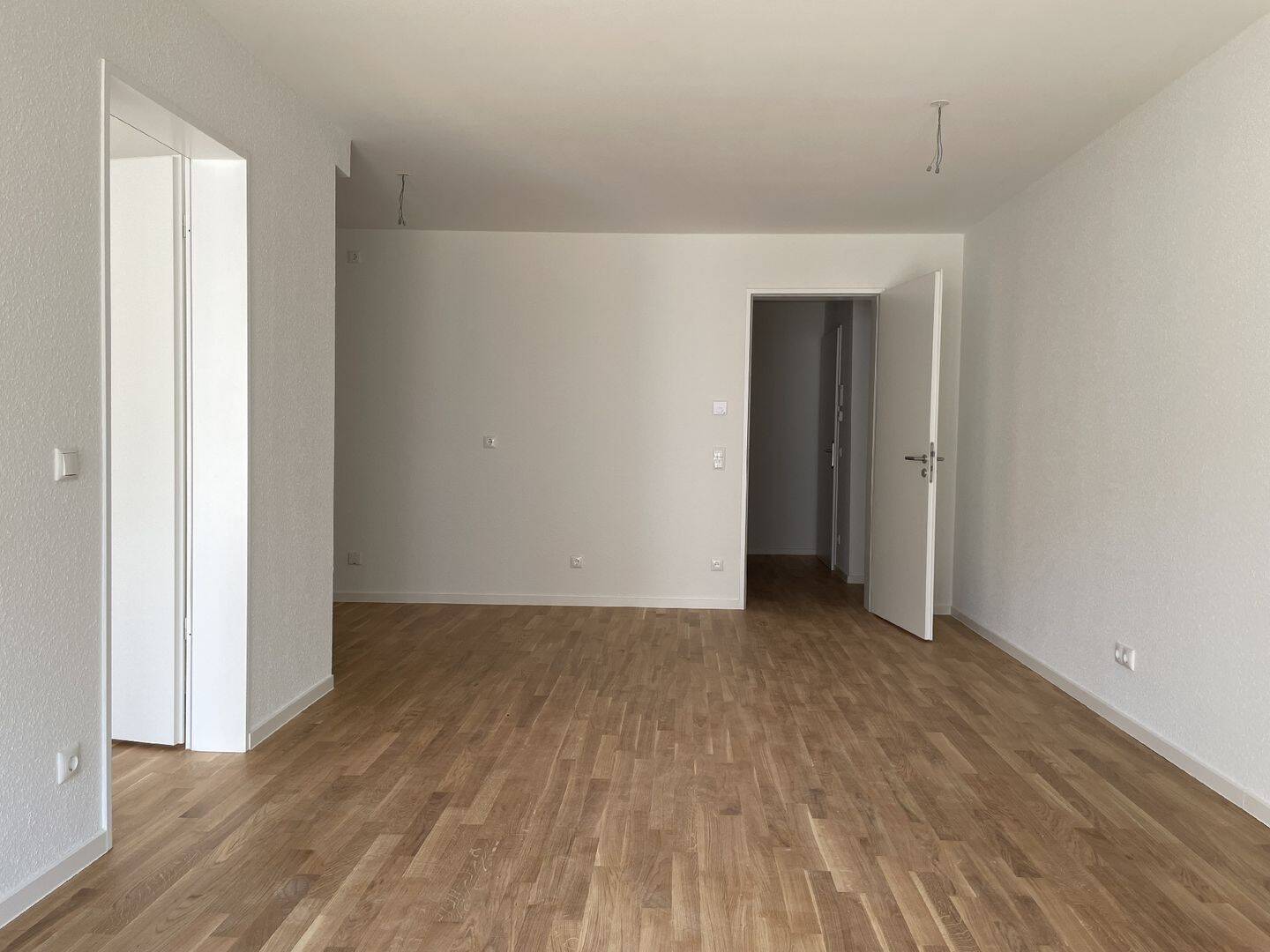 Neubau-Charme trifft auf Gartenoase – Leverkusen – Vorschaubild 9