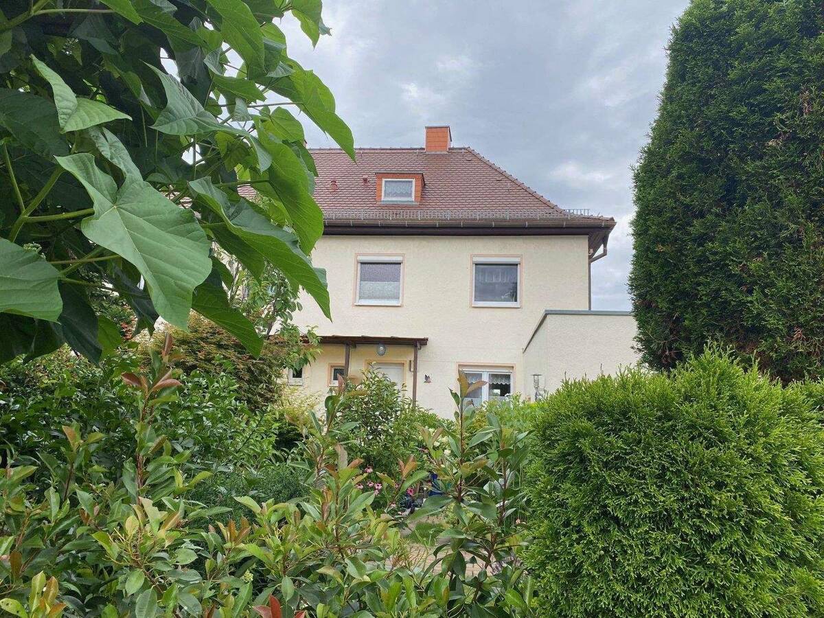 Diskrete Vermarktung- Gepflegte Doppelhaushälfte mit Garage, in bester Wohnlage des Ostviertels von Gera. – 7545 Gera – Bild 1 von 9