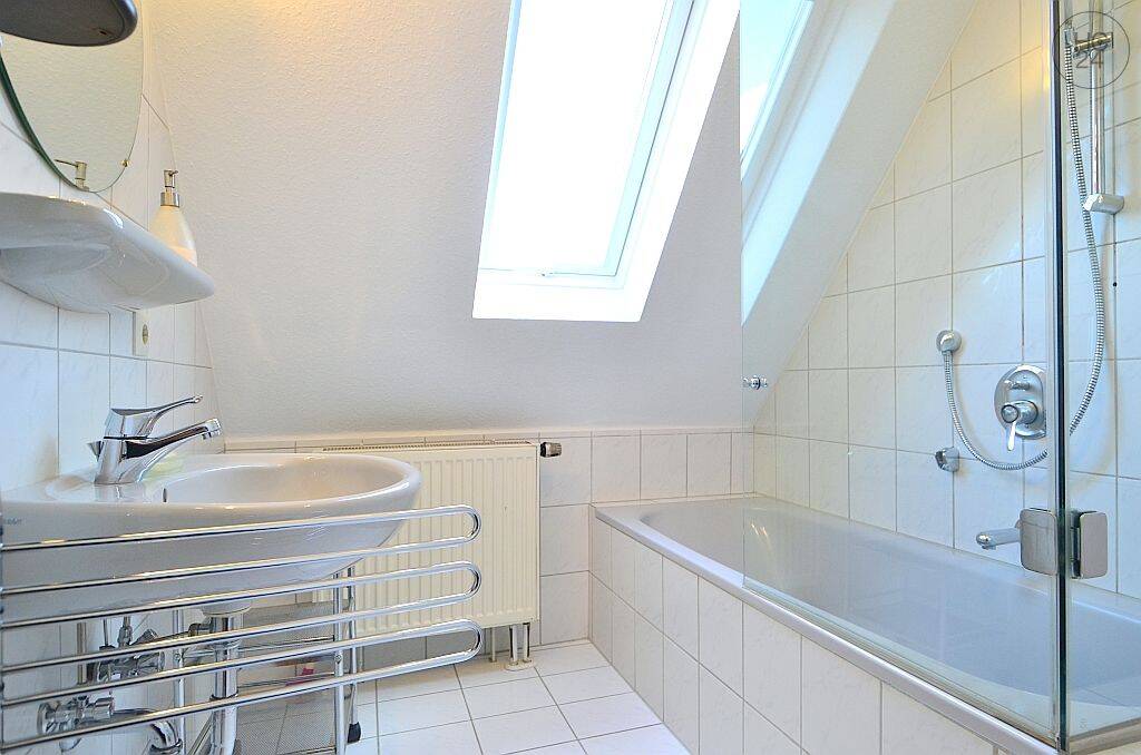 Citynahe, Möblierte 2-Zimmer-Maisonettewohnung mit Balkon u. Stellplatz in Nürnberg – Nürnberg – Vorschaubild 5