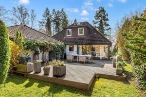 Wenn Träume wahr werden: Haus mit Garten, fußläufig zum Volksdorfer Kern! – 22359 Hamburg – Vorschaubild 3