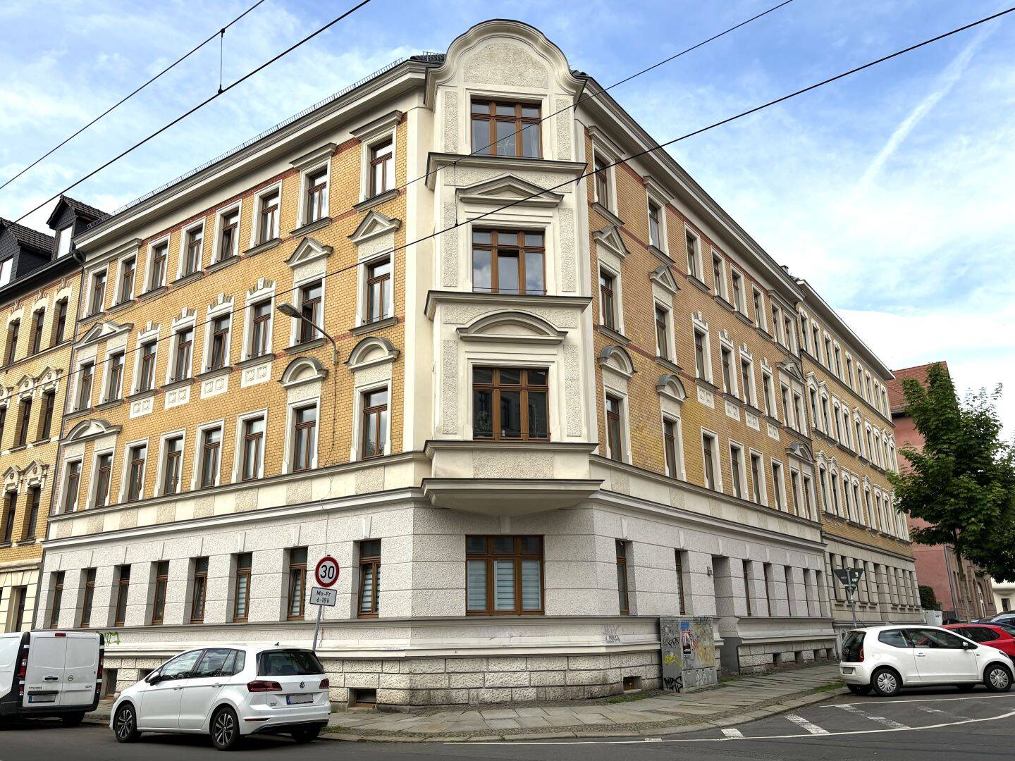 Schöne vermietete 2-Zimmer-Wohnung im 1. OG eines denkmalgeschützten Altbaus in Leipzig-Gohlis