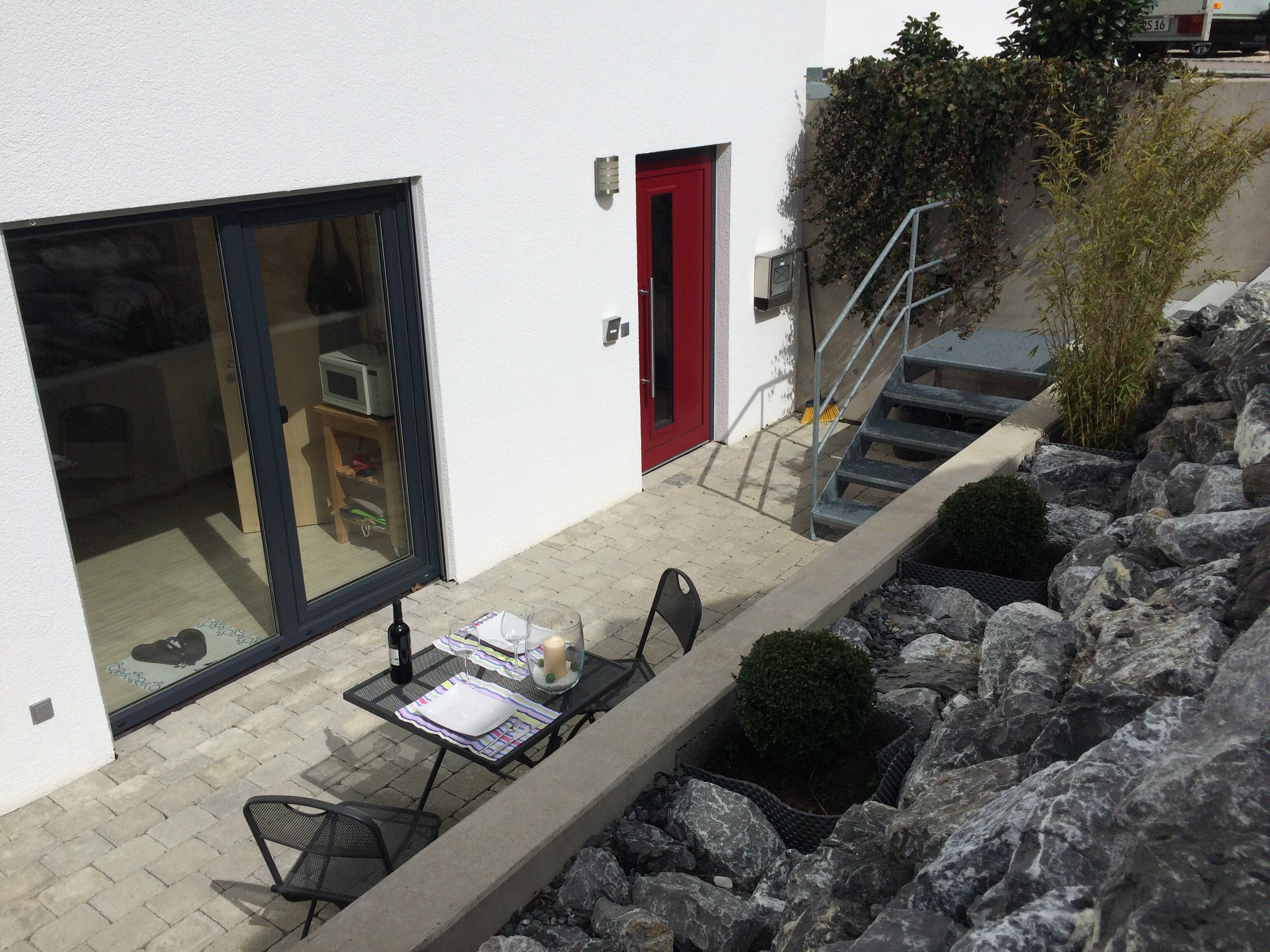 2-Zimmer-Einliegerwohnung mit Terrasse in Ulm-Eggingen – Ulm – Vorschaubild 2