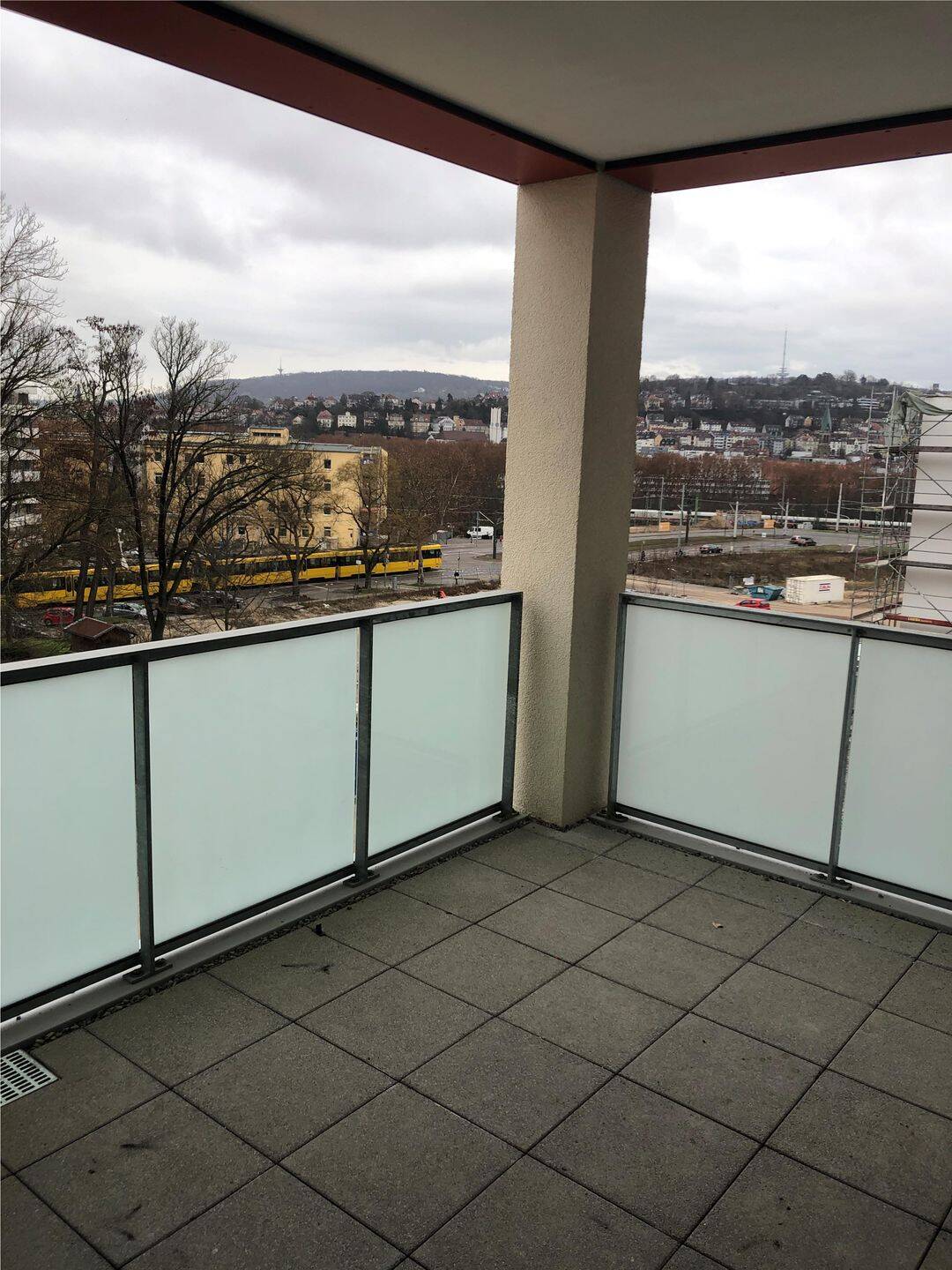 Helle und Zentral 2-Zimmer-Wohnung mit Balkon in Stuttgart Nord – Stuttgart – Vorschaubild 3