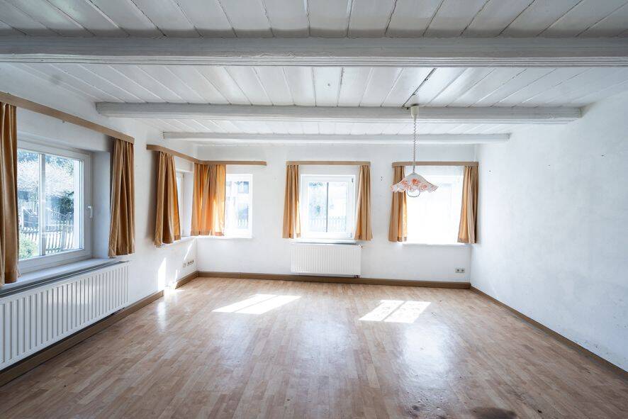 Einfamilienhaus in kleiner Anliegerstraße am Ortsrand von Oybin – Oybin – Vorschaubild 6