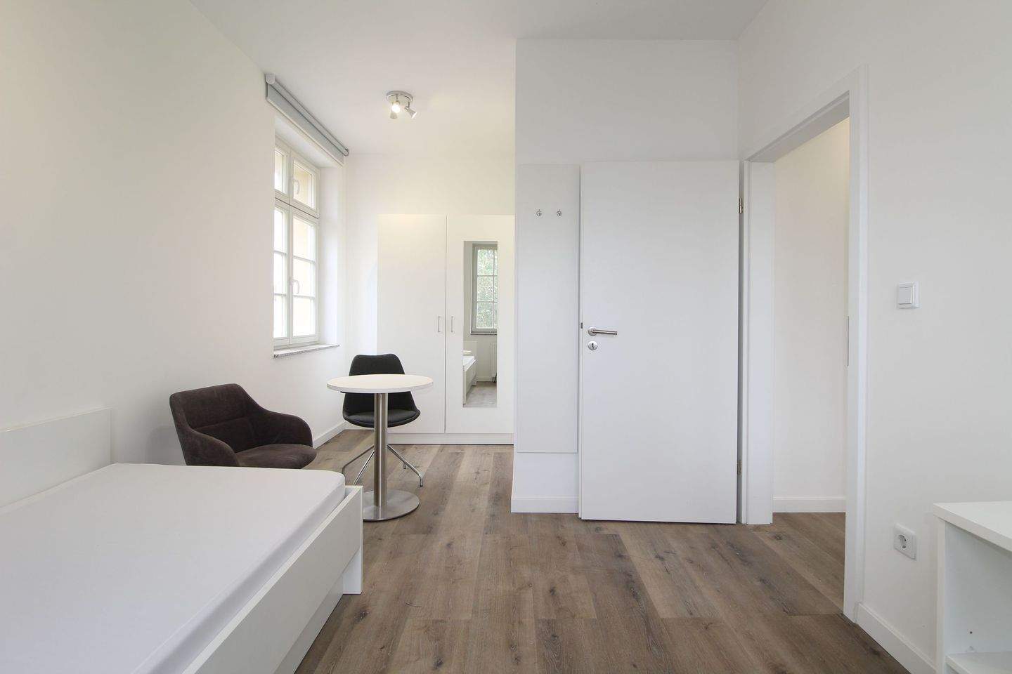Möbliertes 2-Zimmer-Apartment in Magdeburg! All-Inclusive-Miete! – Magdeburg – Vorschaubild 6