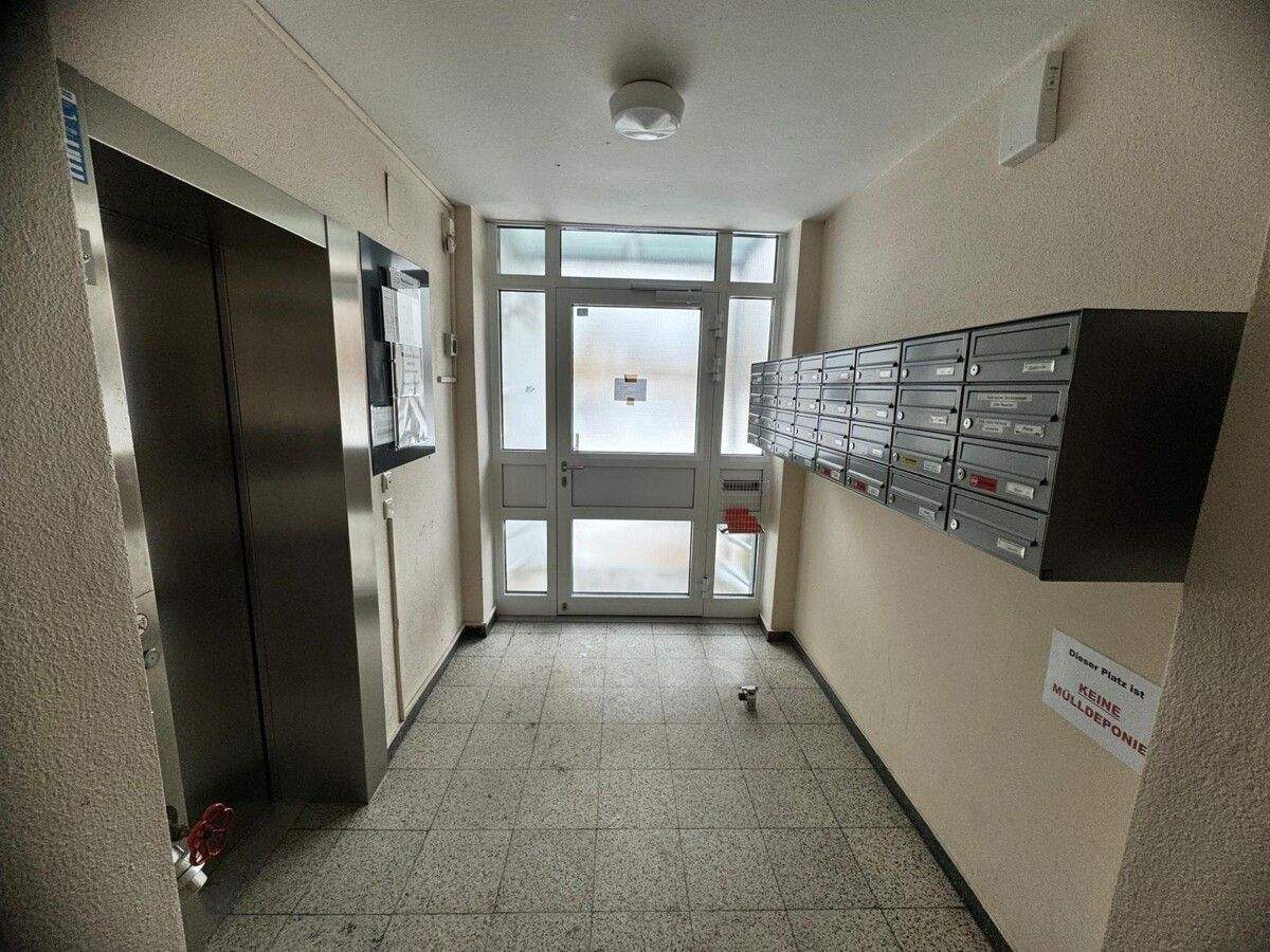Helle 2-Zimmer-Eigentumswohnung mit Balkon in Lübeck St. Lorenz-Nord (Musikerviertel) – Lübeck – Vorschaubild 7