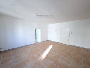 Zentrale, helle 2-Zimmer Wohnung