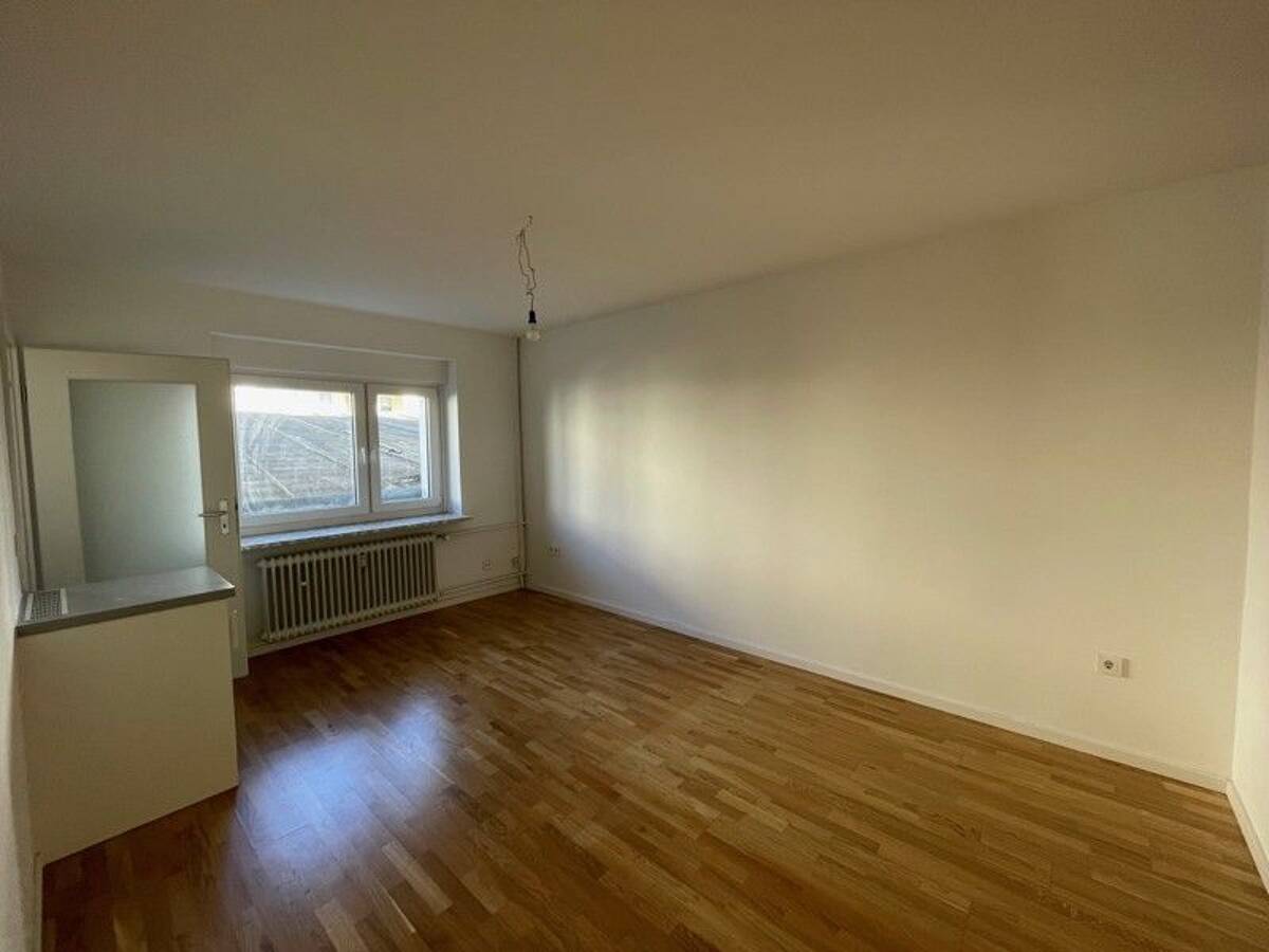 Moderne 1-Zimmer-Wohnung mit Einbauküche – 81669 München – Bild 1 von 7