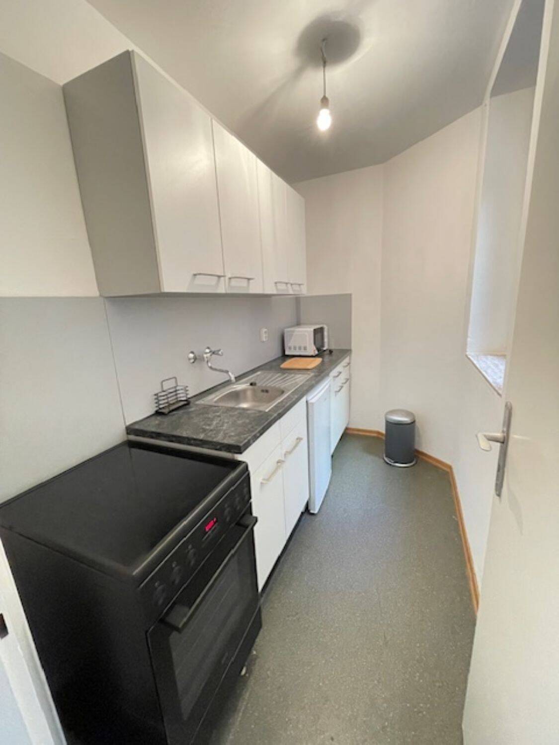 Komplett ausgestattes Apartment in zentraler Lage! – München – Vorschaubild 4