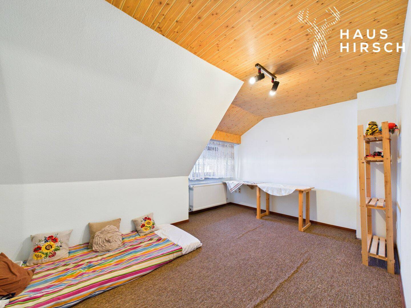 Charmantes Reihenhaus mit Terrasse, Garage und viel Platz für die Familie – Karlsbad – Vorschaubild 8