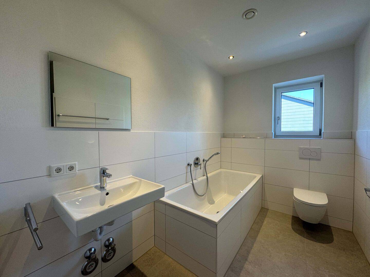 3-Zimmer-Wohnung im 1. Obergeschoss – Traunstein – Vorschaubild 6