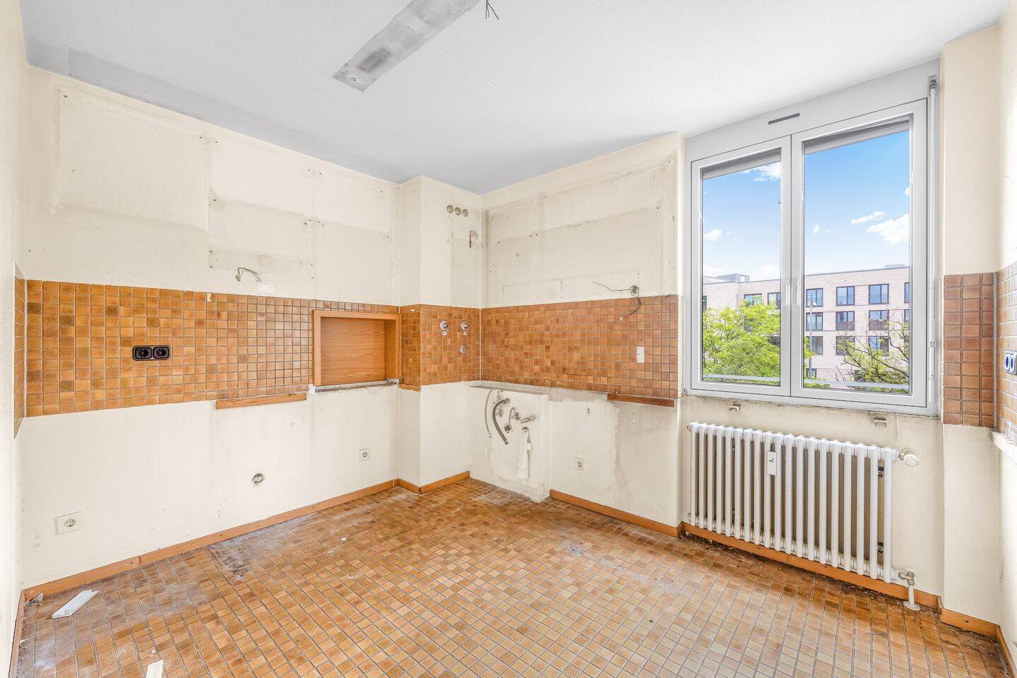 Renovieren und Einziehen! Gut geschnittene 3-Zimmer-Wohnung mit ruhigem Westbalkon – München – Vorschaubild 6