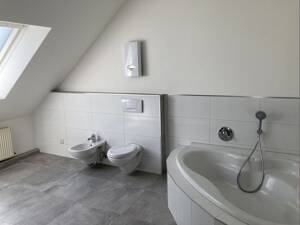 Gepflegtes Wohnhaus mit 3 Einheiten im Stadtteil von Koblenz bietet viele Nutzungsmöglichkeiten – 56070 Koblenz – Vorschaubild 9