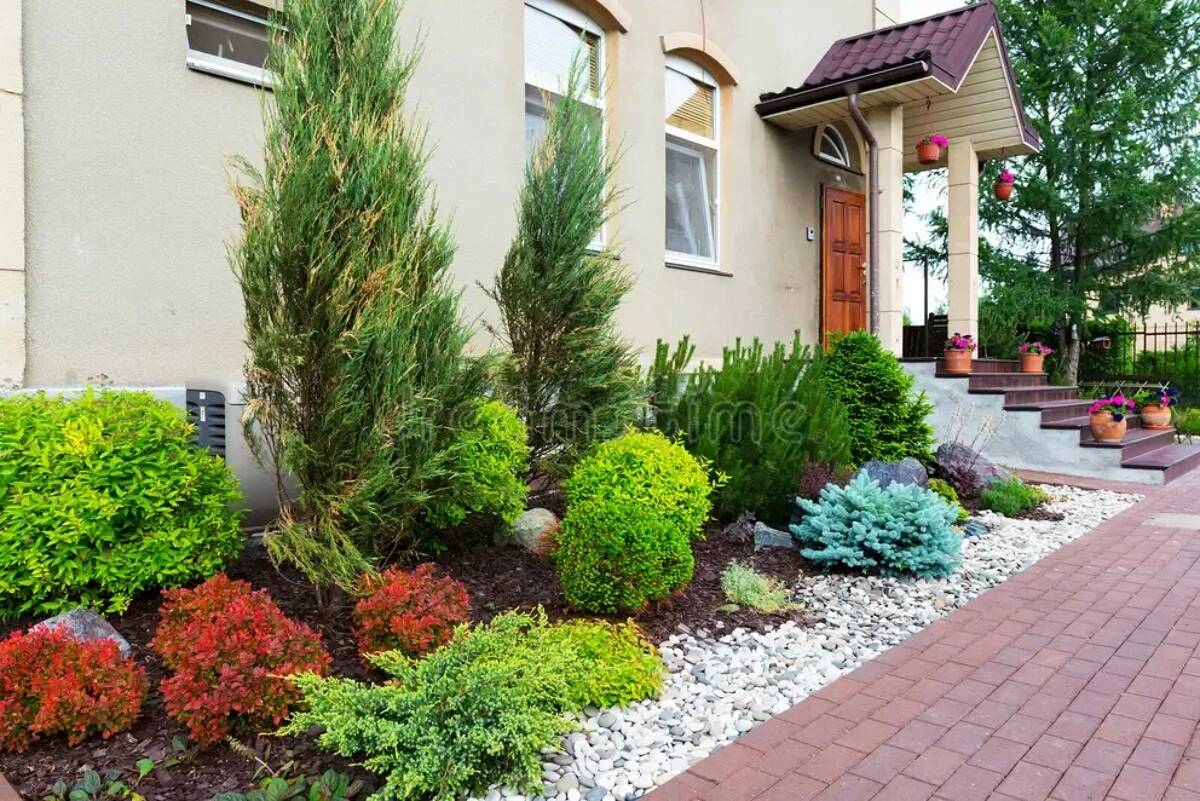 Luxuriöses Reiheneckhaus mit Einfamilienhaus-Charakter: 9 Zimmer auf stolzen 244 qm! – 51379 Leverkusen – Bild 1 von 9