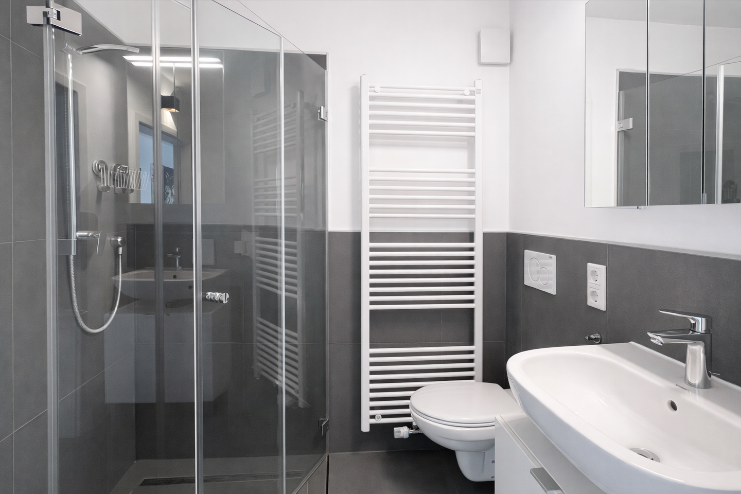 WE4 Moderne, voll möblierte Designwohnung in St. Johannis – Nürnberg – Vorschaubild 2