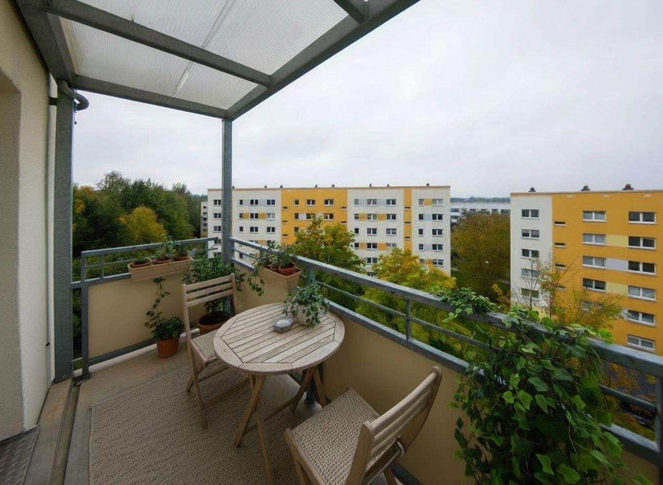 Renovierte 3-Zi-Wohnung mit sonnigem Süd-West-Balkon und obendrauf 500,- € für ihre neue Küche! – Chemnitz – Vorschaubild 4