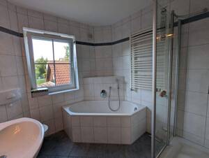 Mehrfamilienhaus mit drei Wohnungen in Top-Zustand, fast neuwertig. – 91056 Erlangen – Vorschaubild 5