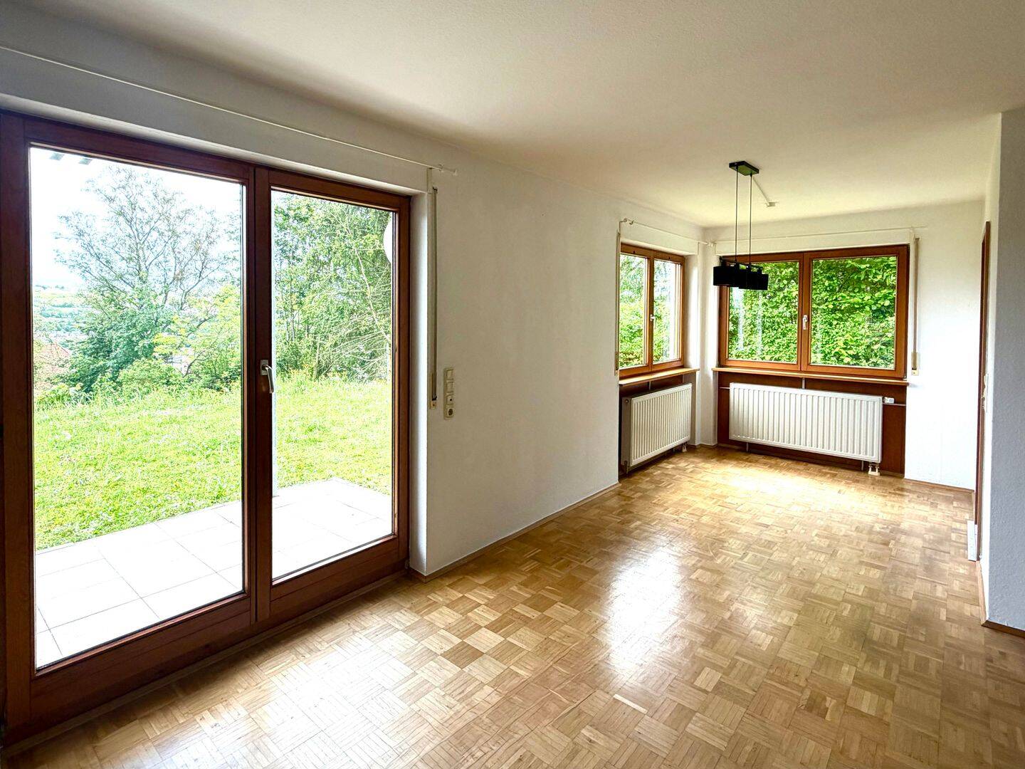 Charmante 2,5-Zimmer-Eigentumswohnung mit Terrasse und Stellplatz in Tauberbischofsheim