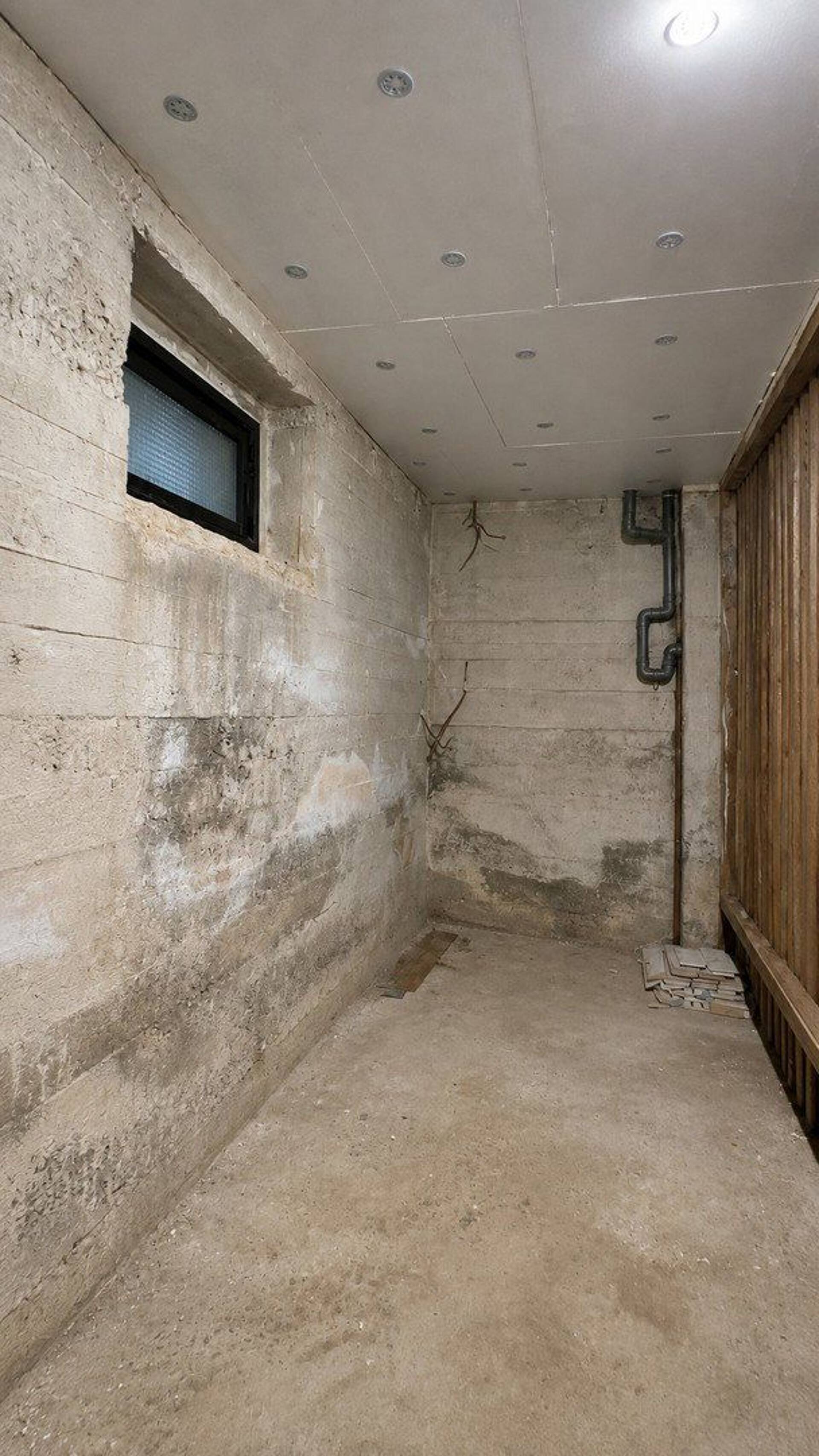 Dachgeschosswohnung in 50668 Köln mit 42 m² kaufen