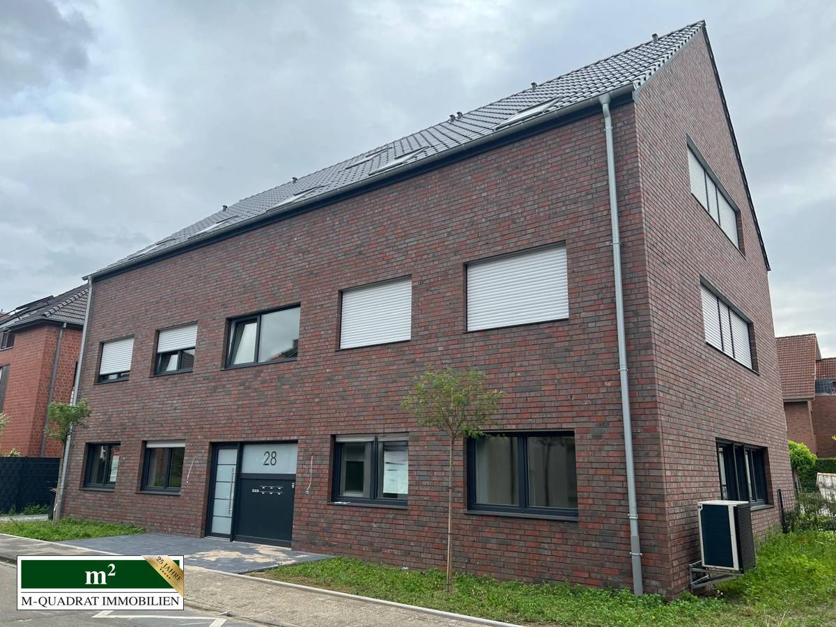 Erstbezug inkl. Malerarbeiten - Erdgeschosswohnung mit Garten