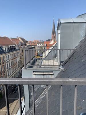 Wow* tolle DG-Wohnung mit 2 Terrassen* Lindenau* 5.OG* Laminat* EBK* Aufzug* SP anmietbar