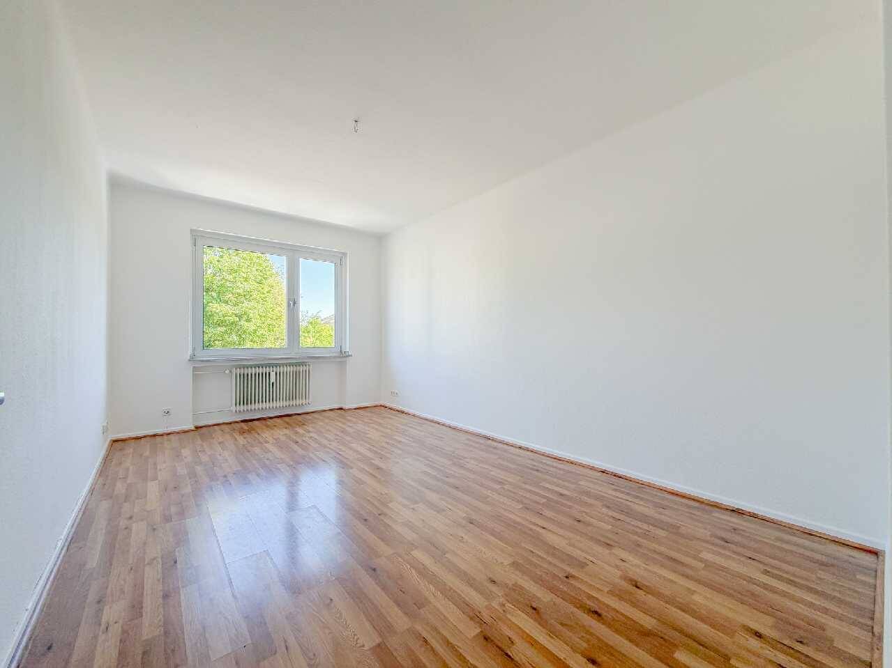 Düsseldorf-Grafenberg: Lichtdurchflutete 3-Zimmer-Wohnung in zentraler Lage – Düsseldorf – Vorschaubild 2