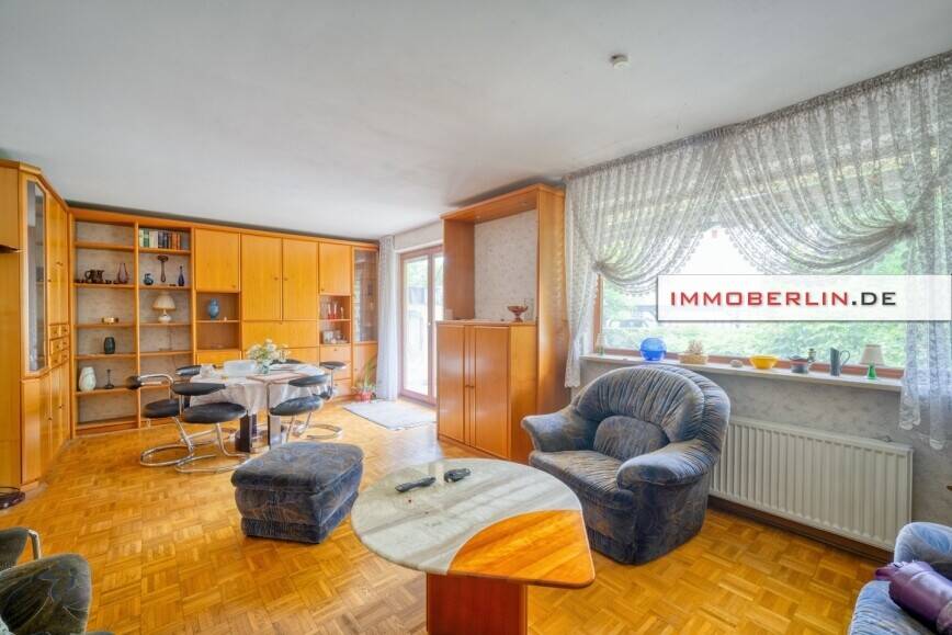 IMMOBERLIN.DE - Attraktive Doppelhaushälfte in naturverbundener Lage – Berlin – Bild 1 von 9