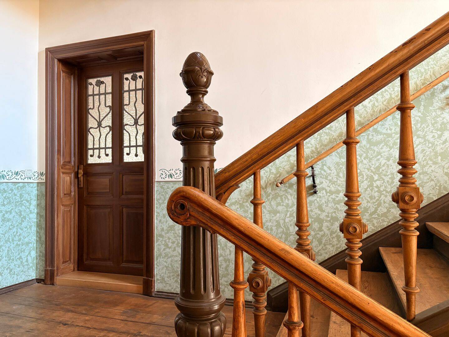 2-Zimmerwohnung mit Balkon und Stellplatz in Altlindenau!