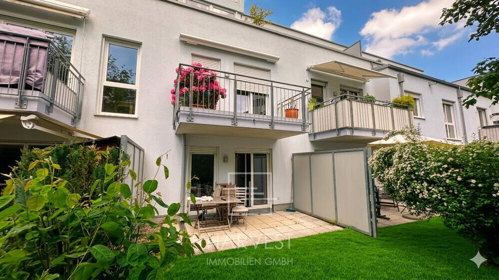 Stilvolle Gartenwohnung Baujahr 2011 mit Süd-Ausrichtung, Terrasse & Tiefgarage in München-Moosach