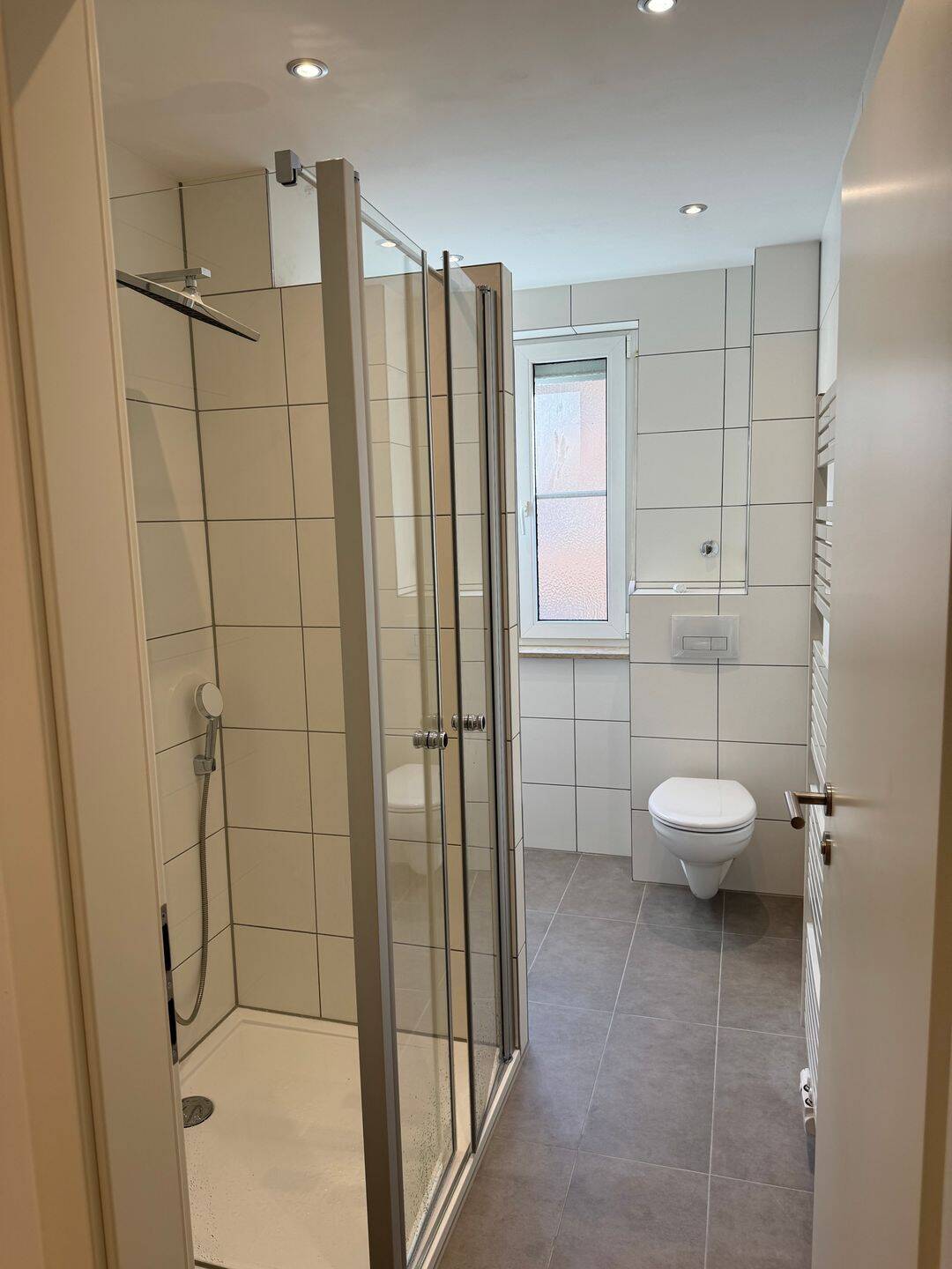 Renovierte Zweizimmerwohnung mit Balkon – Nürnberg – Vorschaubild 5