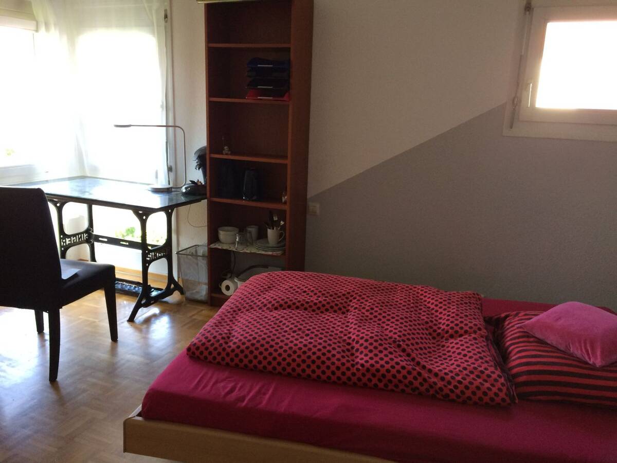 Männlicher Untermieter ab 01.10.gesucht – 70499 Stuttgart – Bild 1 von 4