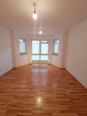 Helle 1 Zimmerwohnung in Fürth, Provisionsfrei, incl. Tiefgaragenstellplatz – 90763 Fürth – Vorschaubild 5