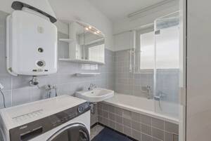 Charmante 2-Zimmer-Wohnung mit Südterrasse, Balkon mit Weitblick und Einzelgarage in Halbhöhenlage – 70186 Stuttgart – Vorschaubild 8