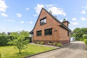 Frei verfügbar ! Gepflegtes Einfamilienhaus mit Vollkeller und Nebengebäude & Garage für 2 Fahrzeuge – 22147 Hamburg – Vorschaubild 2