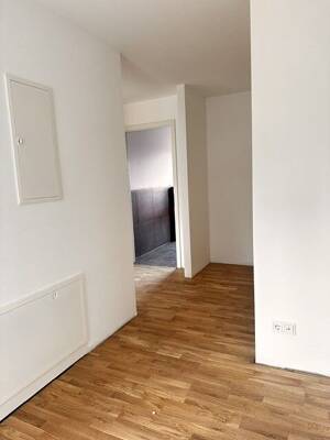 Ihre neue Familienwohnung im Erstbezug mit Balkon. – 1127 Dresden – Vorschaubild 4