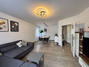 4 (aktuell 5) Zimmer Maisonette-Wohnung mit Balkon + 2 Kfz-Stellplätzen – 64839 Münster – Vorschaubild 2