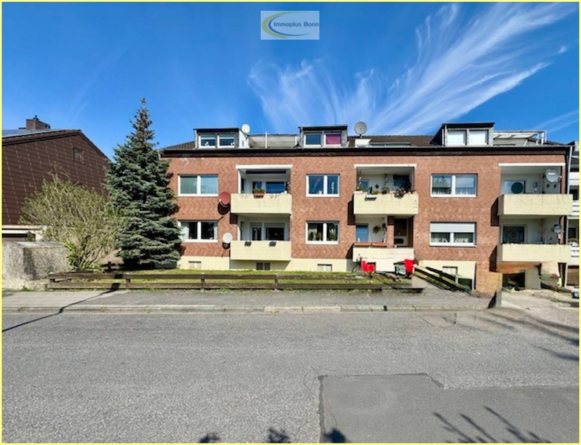 Mehrfamilienhaus in 50769 Köln mit 615 m² kaufen