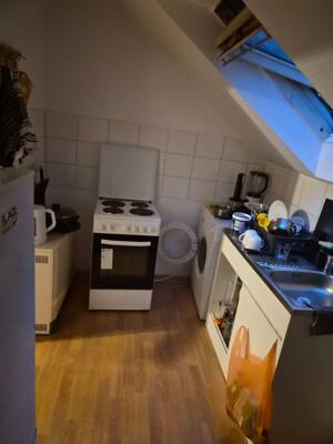 Schöne vermietete Dachgeschosswohnung in Essen-Dellwig zur Selbstnutzung oder Kapitalanlage – 45357 Essen – Vorschaubild 3