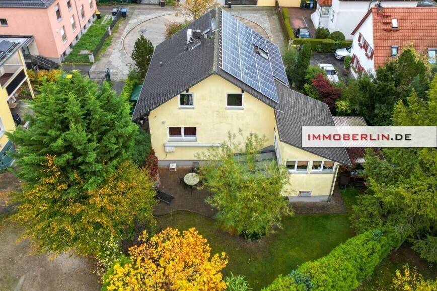 IMMOBERLIN.DE - Sehr attraktives Haus mit Westgarten & Garage in familienfreundlicher Lage – Berlin – Bild 1 von 9