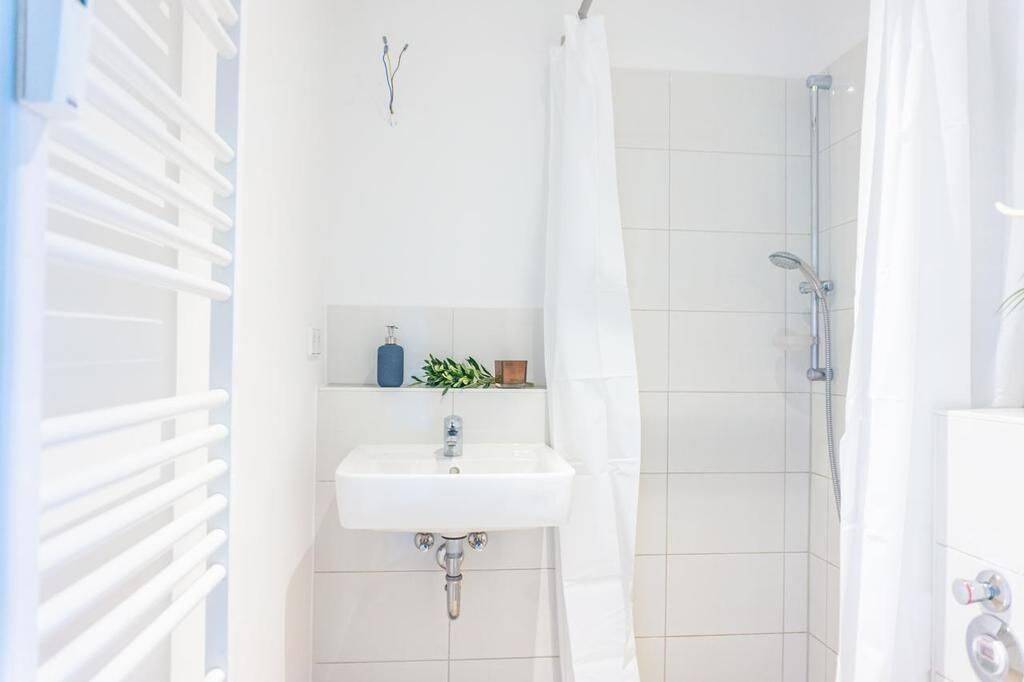 Top Wohnadresse - Singlewohnung direkt am Schlossteich – Chemnitz – Vorschaubild 3