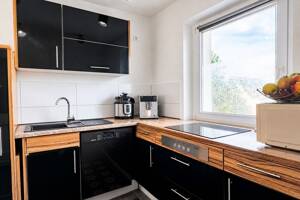 GELEGENHEIT: MFH-DHH mit 3 WE & kleiner Garten in familienfreundlicher Lage von Zuffenhausen! – 70435 Stuttgart – Vorschaubild 8