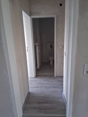 °°° Teilrenovierte 3- Zimmer-Wohnung mit großem Balkon °°° – 47226 Duisburg – Vorschaubild 8