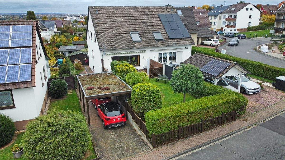 Gepflegte Doppelhaushälfte in Bergshausen sucht neue Eigentümer – Fuldabrück – Bild 1 von 9